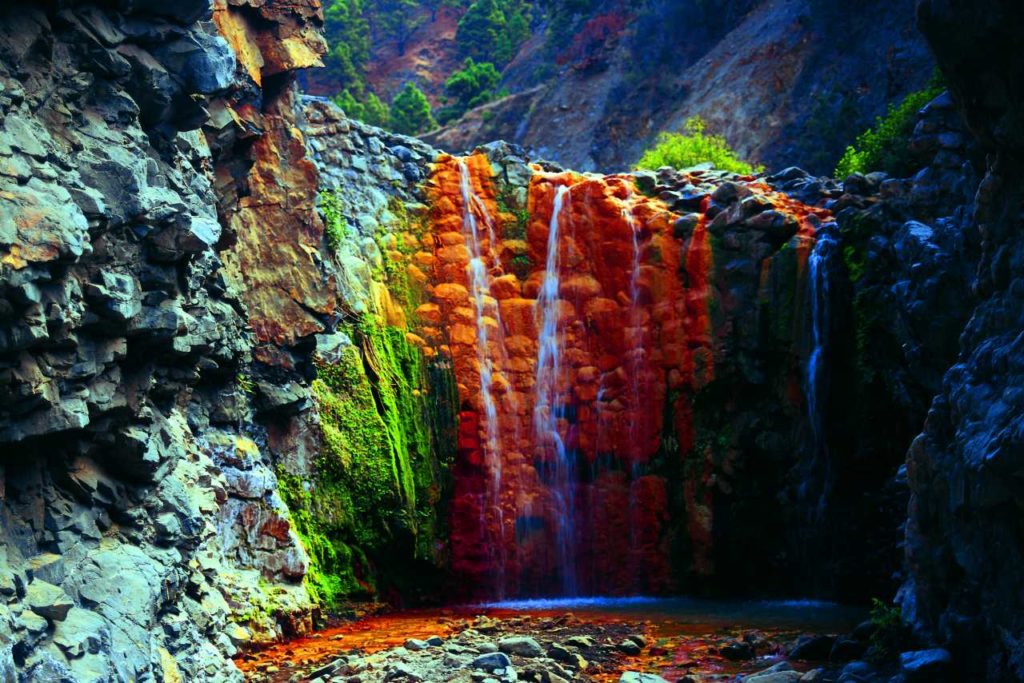 Wasserfall Cascada de Los Colores