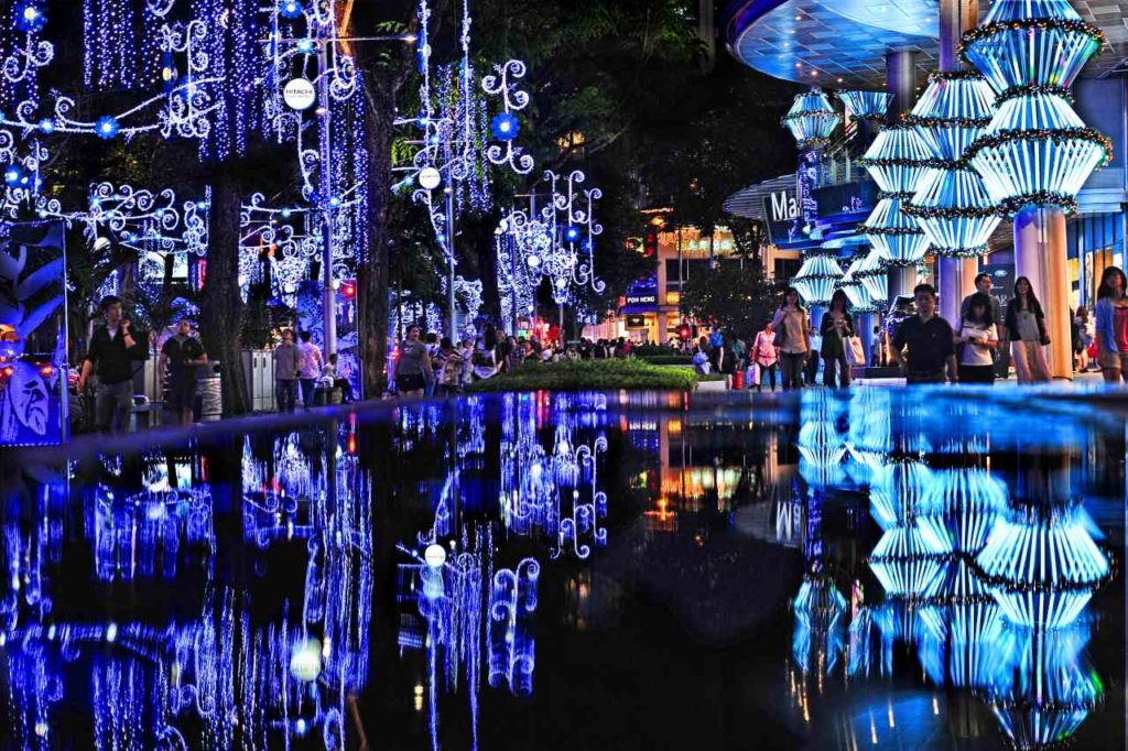 Festlich beleuchtete Orchard Road Singapur