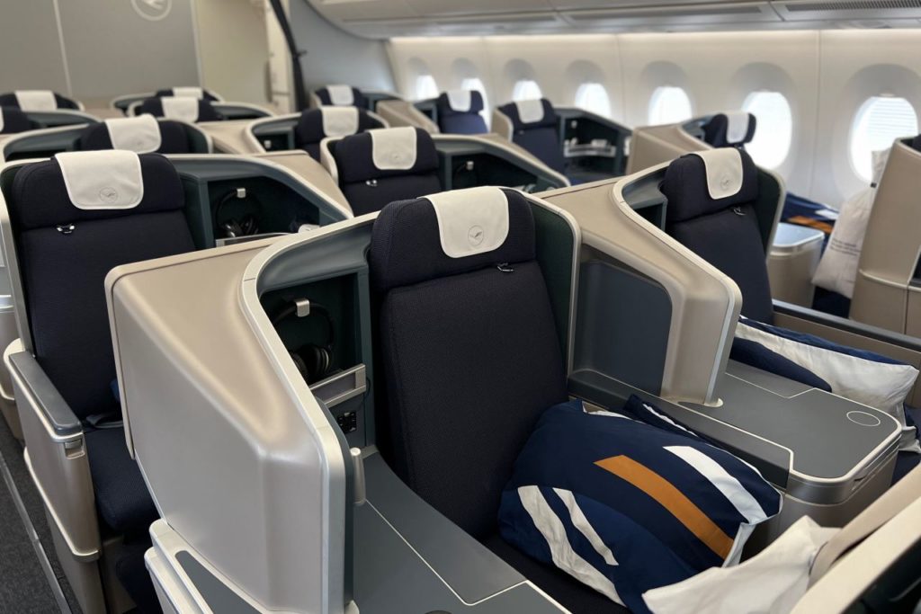 Lufthansa Führt Airbus A350 Mit Verbesserter Business Class Ein