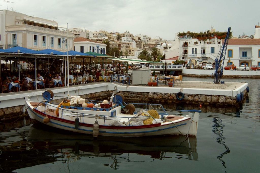 Tavernen im Hafen von Chersonissos