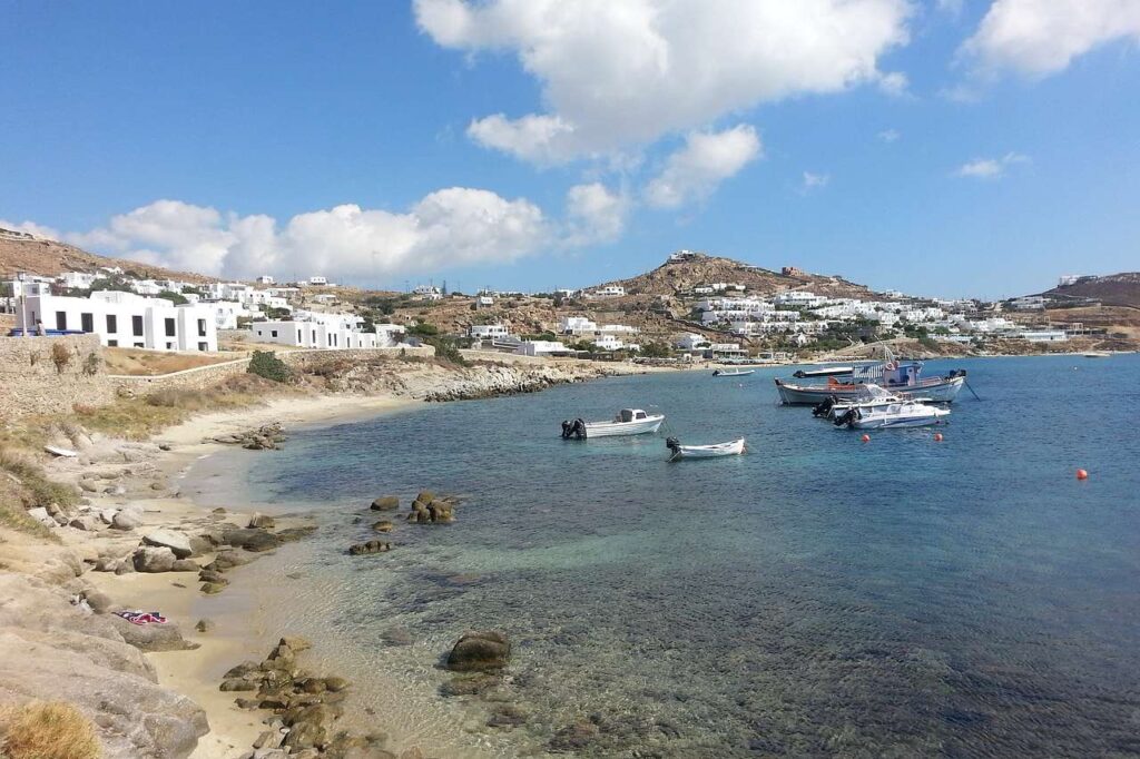 Mykonos Westküste Bucht mit Booten