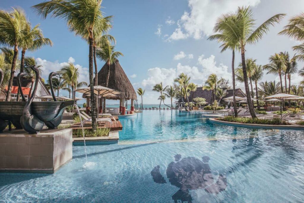 Ambre Mauritius Poollandschaft mit Meerblick