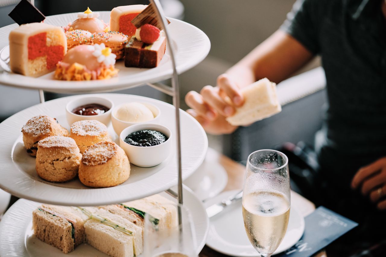 Etagere beim Afternoon Tea auf Jersey