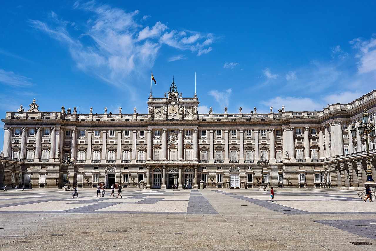 Königspalast Madrid Sehenswürdigkeit