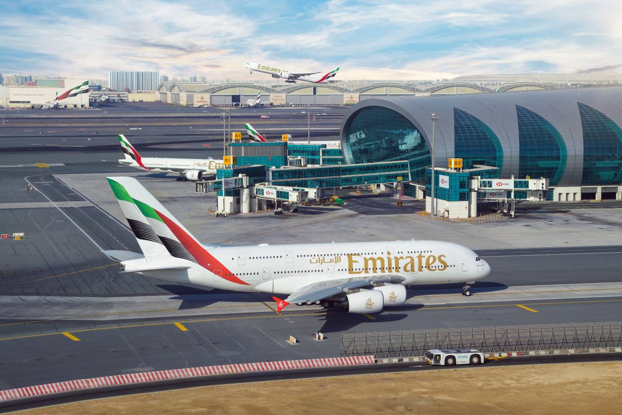 Emirates Airbus A380 am Dubai Airport