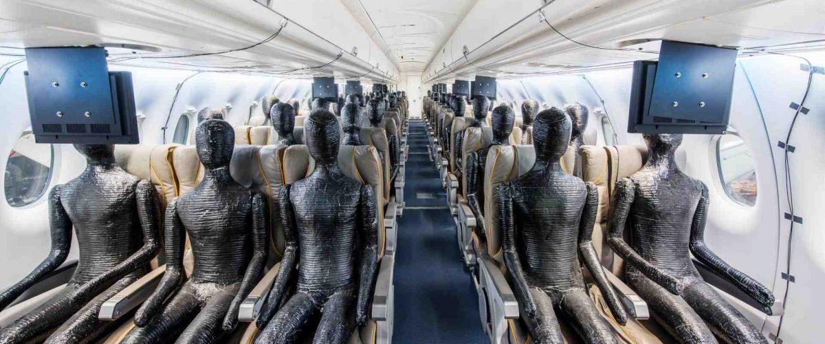 DLR Forschungsflugzeug Do 728 mit Passagier-Dummies