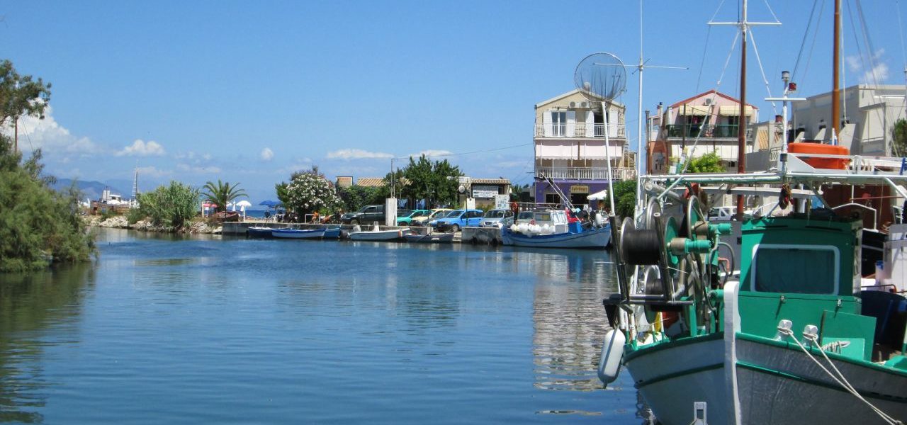 Hafen von Messonghi auf Korfu