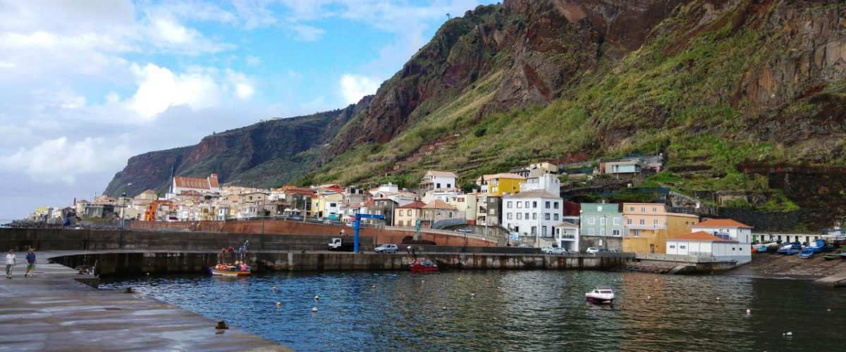 Hafenbecken von Paul do Mar auf Madeira