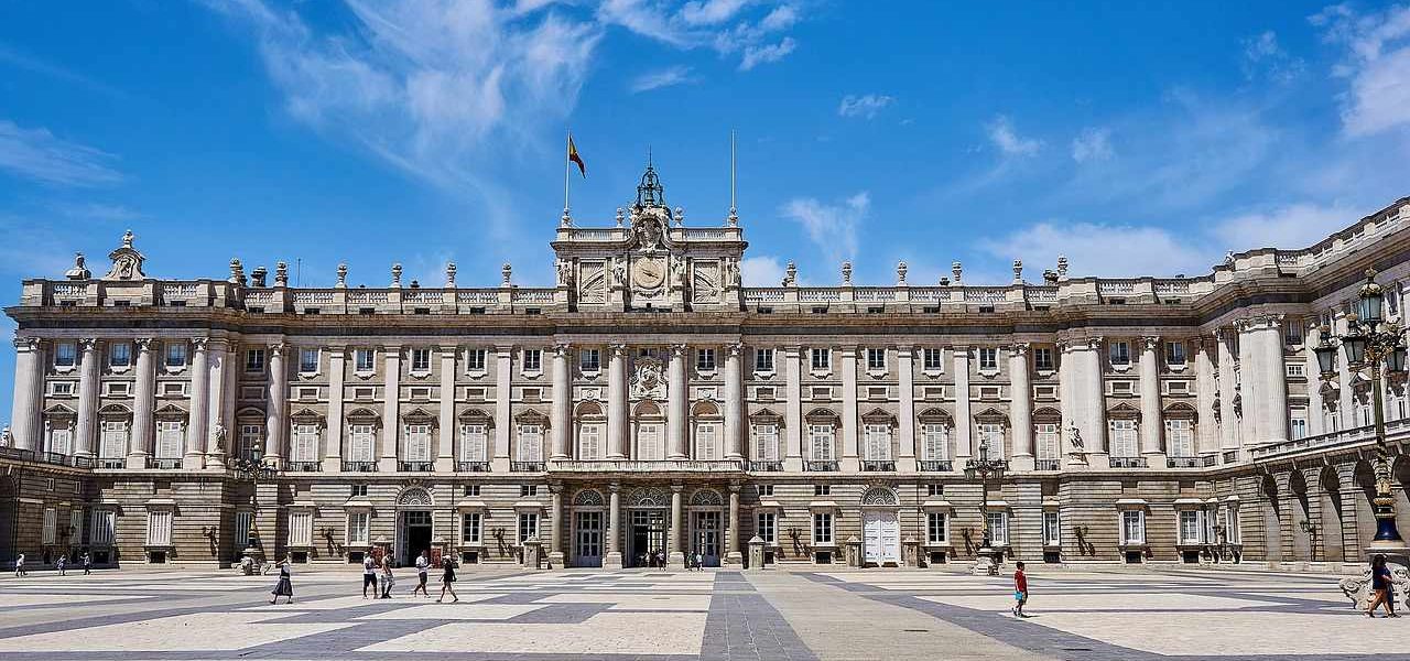 Königspalast Madrid Sehenswürdigkeit