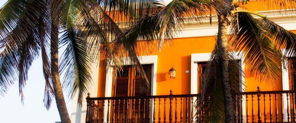 Orange Hausfassade in San Juan