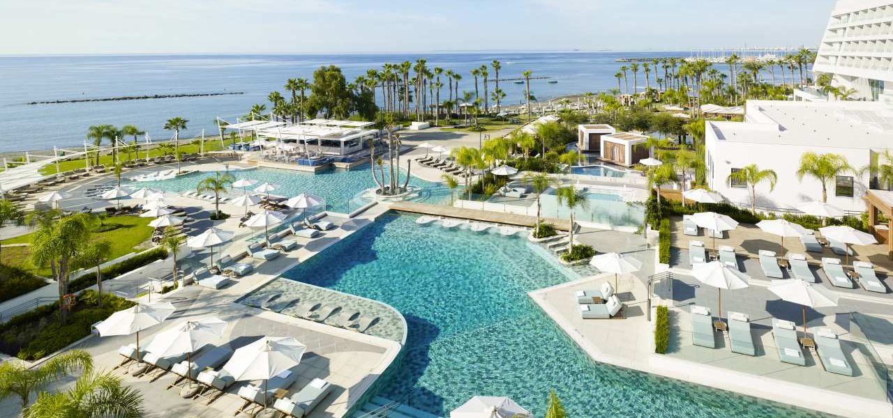 Parklane Resort Limassol Pool- und Strandbereich