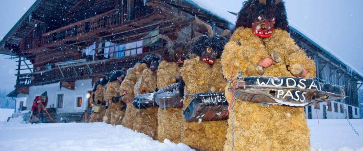 Perchtenlauf Tradition Breitenbach