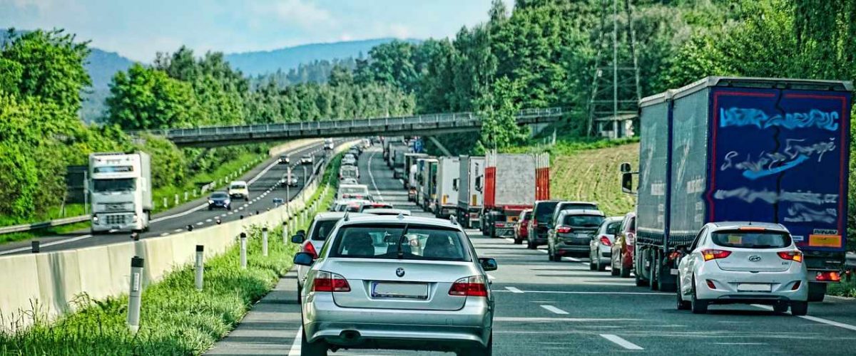 Stau auf der Autobahn Regeln