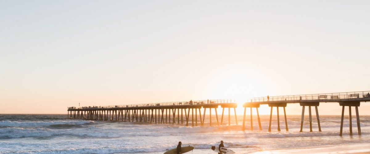 Surfer Sonnenuntergang Pier Hermosa Beach